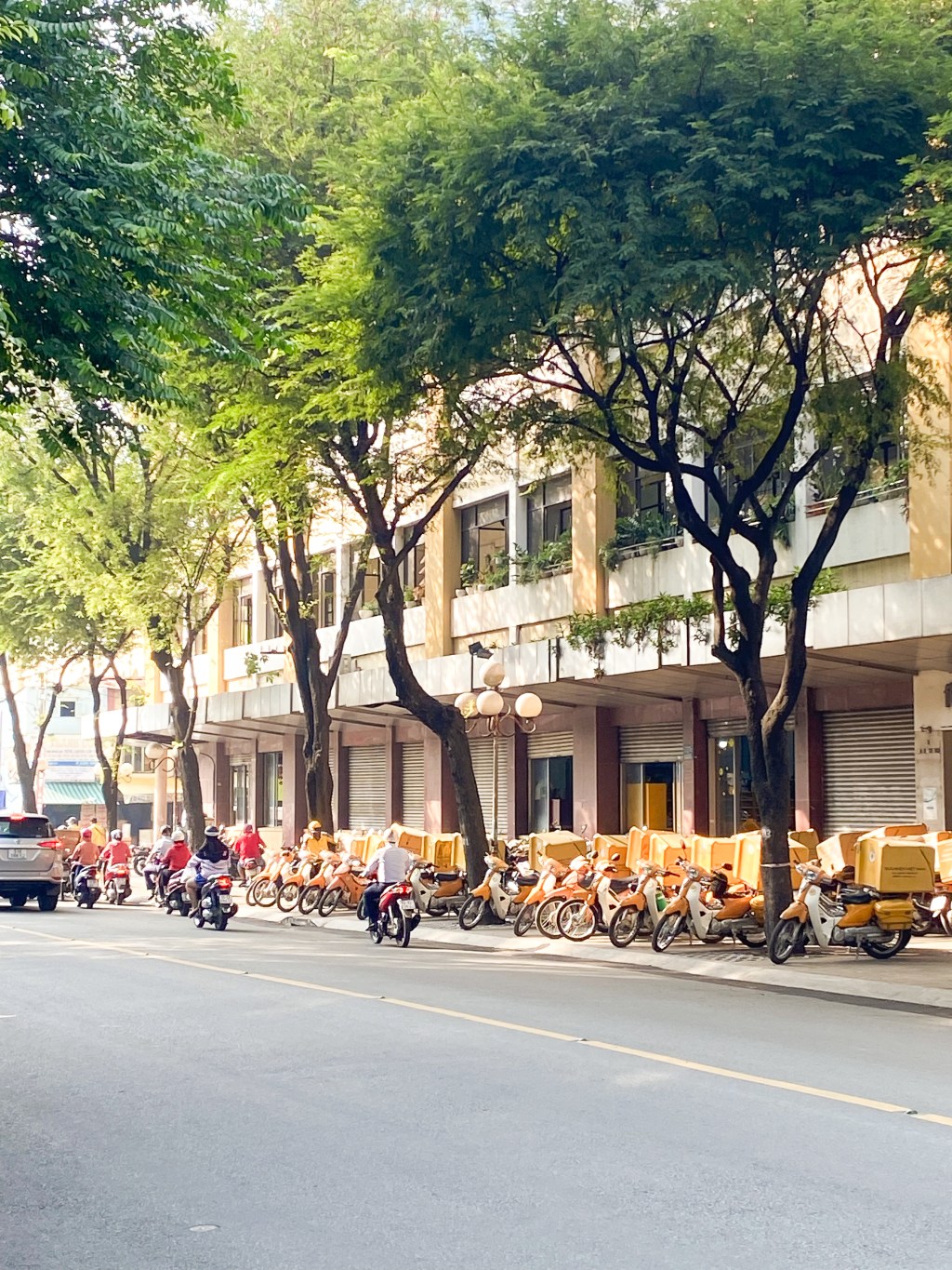 Câu chuyện đầu ở Sài Gòn (tập&nbsp;1)